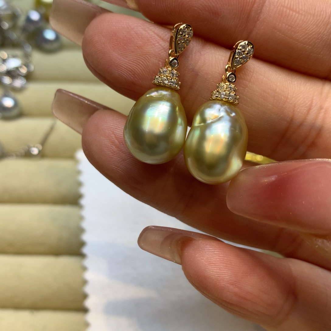 银S925镶嵌耳饰海水珍珠