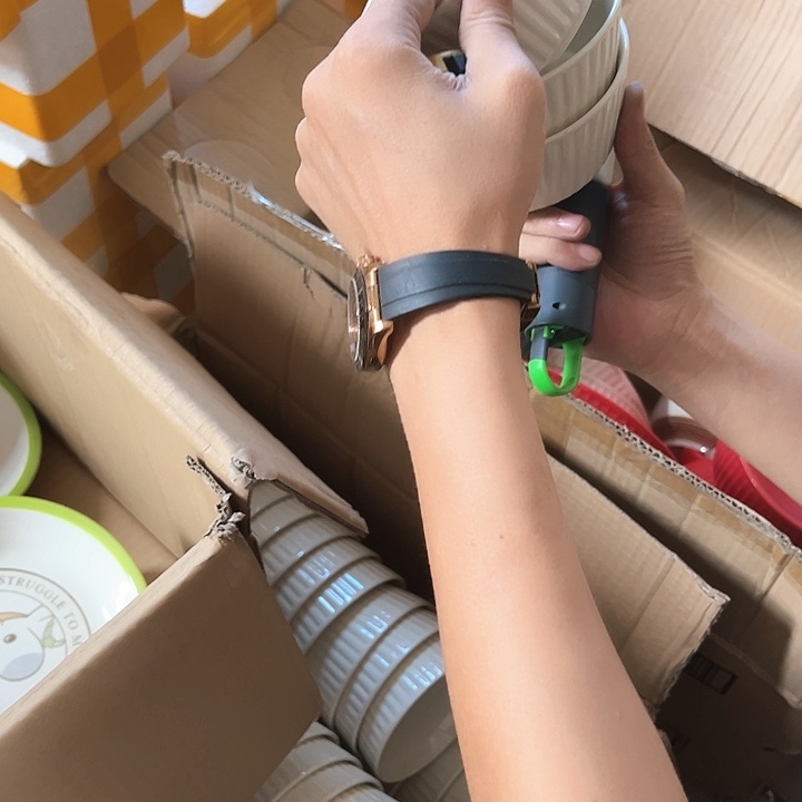 微瑕介意勿拍不退不换 米色竖纹米饭碗10只