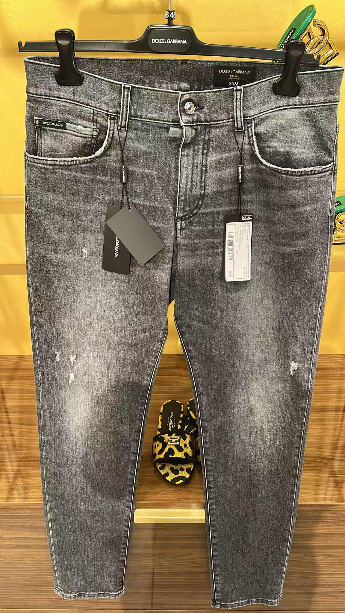 （可可在米兰）D…G折扣款 深蓝牛仔裤