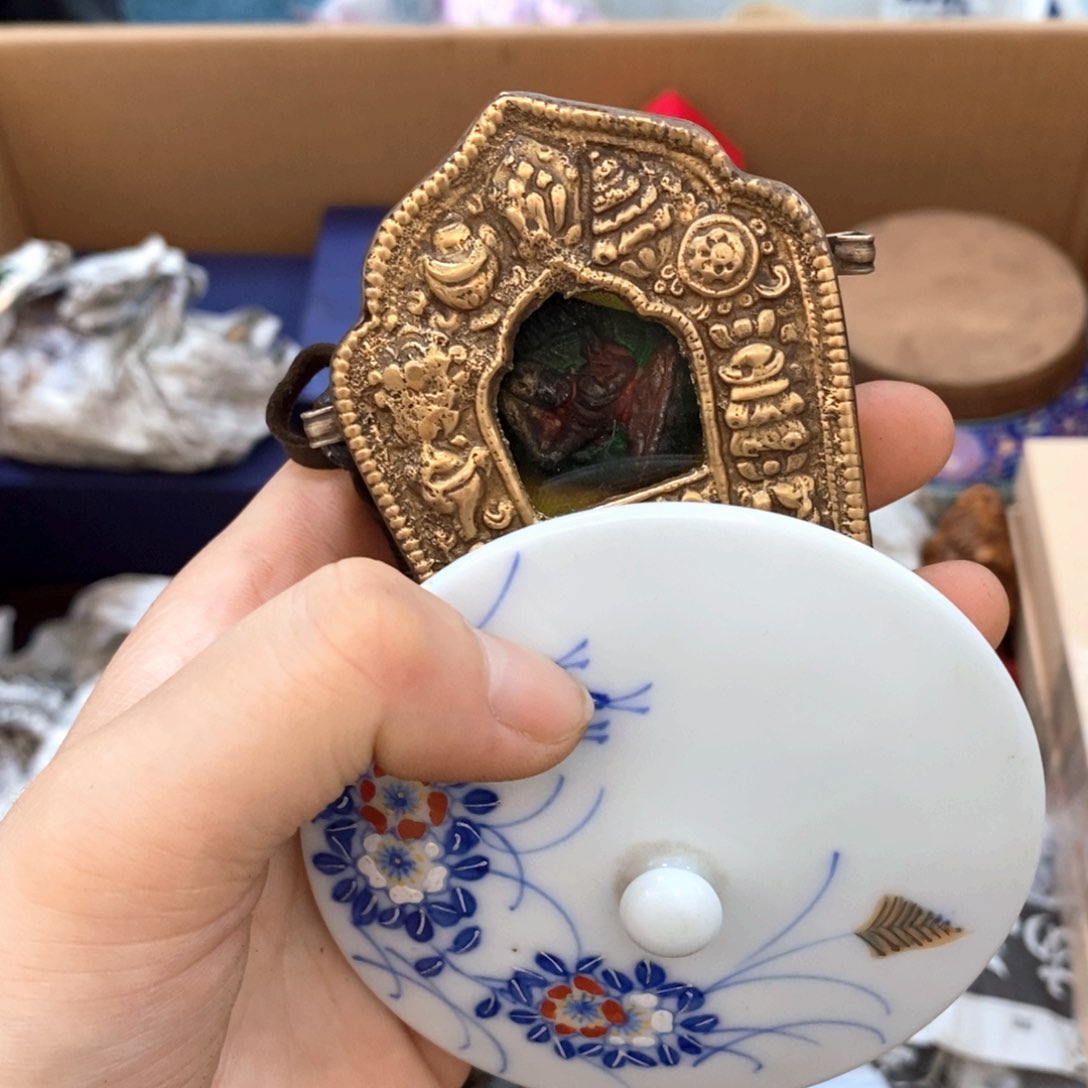 瓷片并不会哈哈哈哈给哈哈