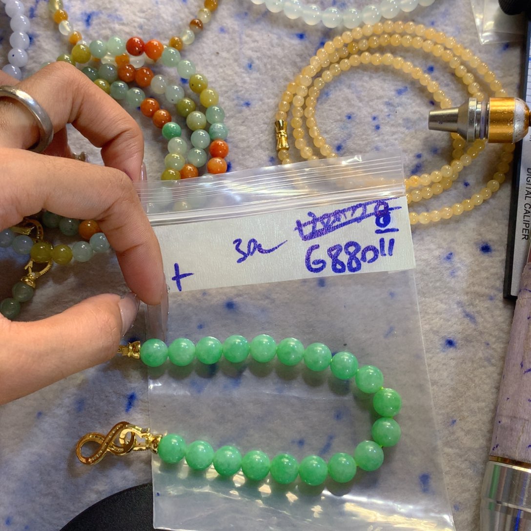 未镶嵌定制翡翠天然缅甸翡翠多样性