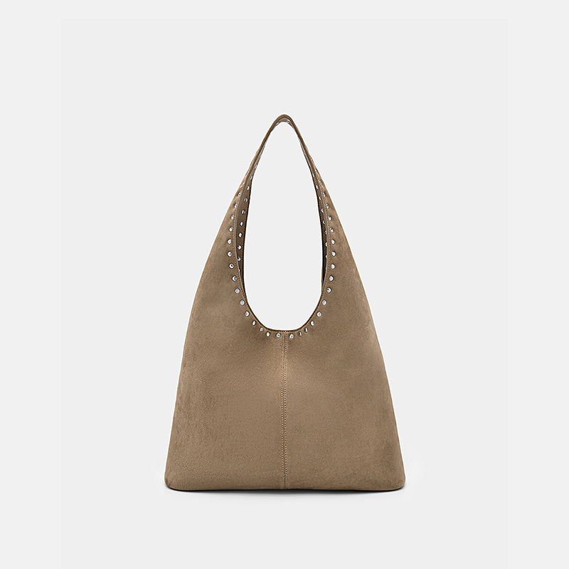 PEDRO铆钉装饰托特包女包简约气质hobo包PW2-36390019