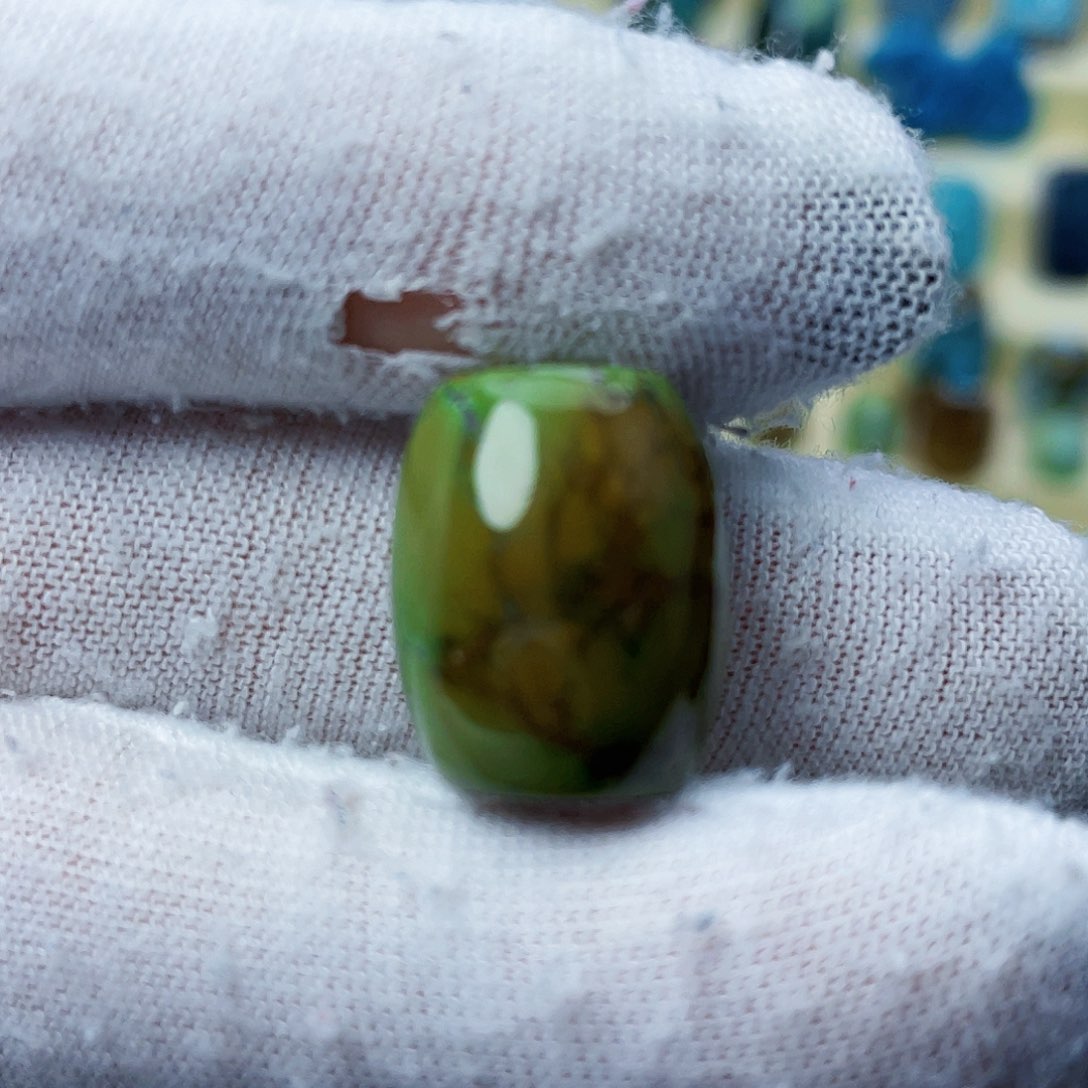 绿松石颈饰未镶嵌