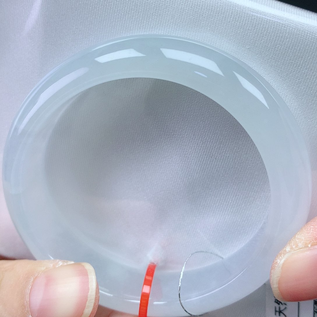 翡翠手镯未镶嵌54贵