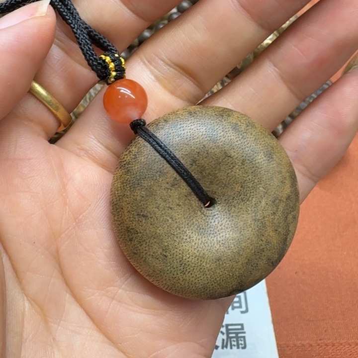 大叶紫檀（黑酸枝木类）