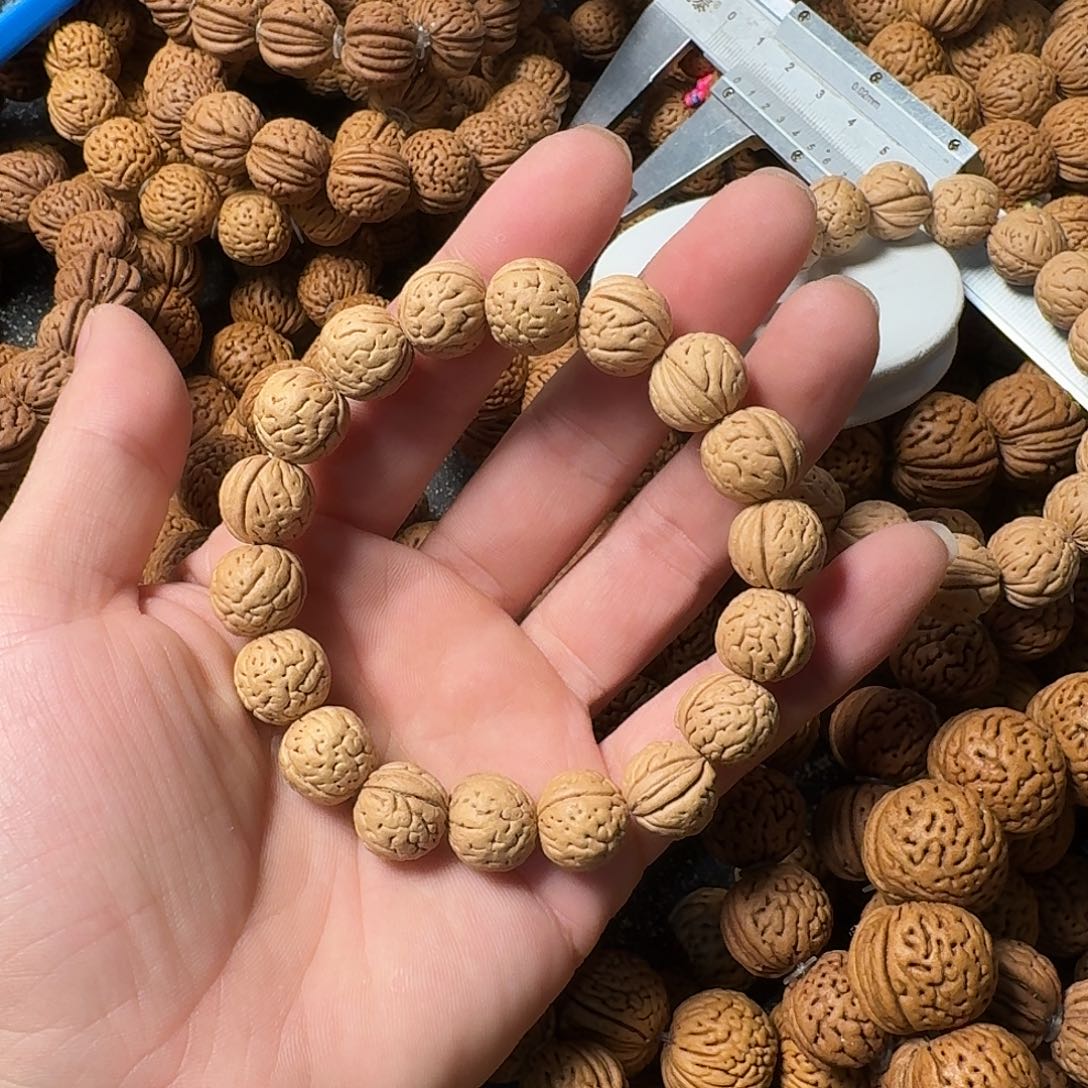 ****啥吊坠桃核野生手串