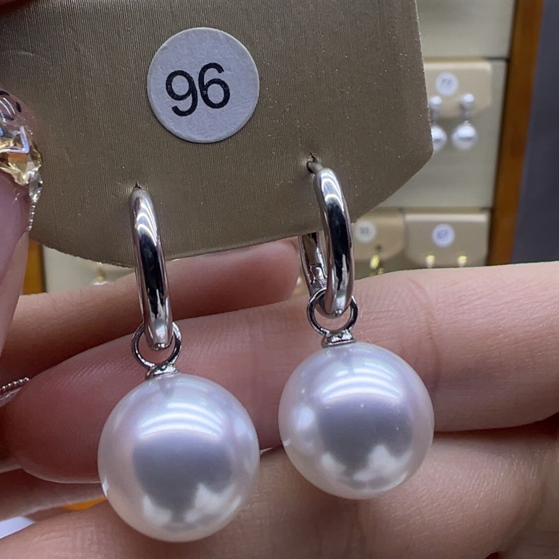 未镶嵌淡水珍珠耳饰