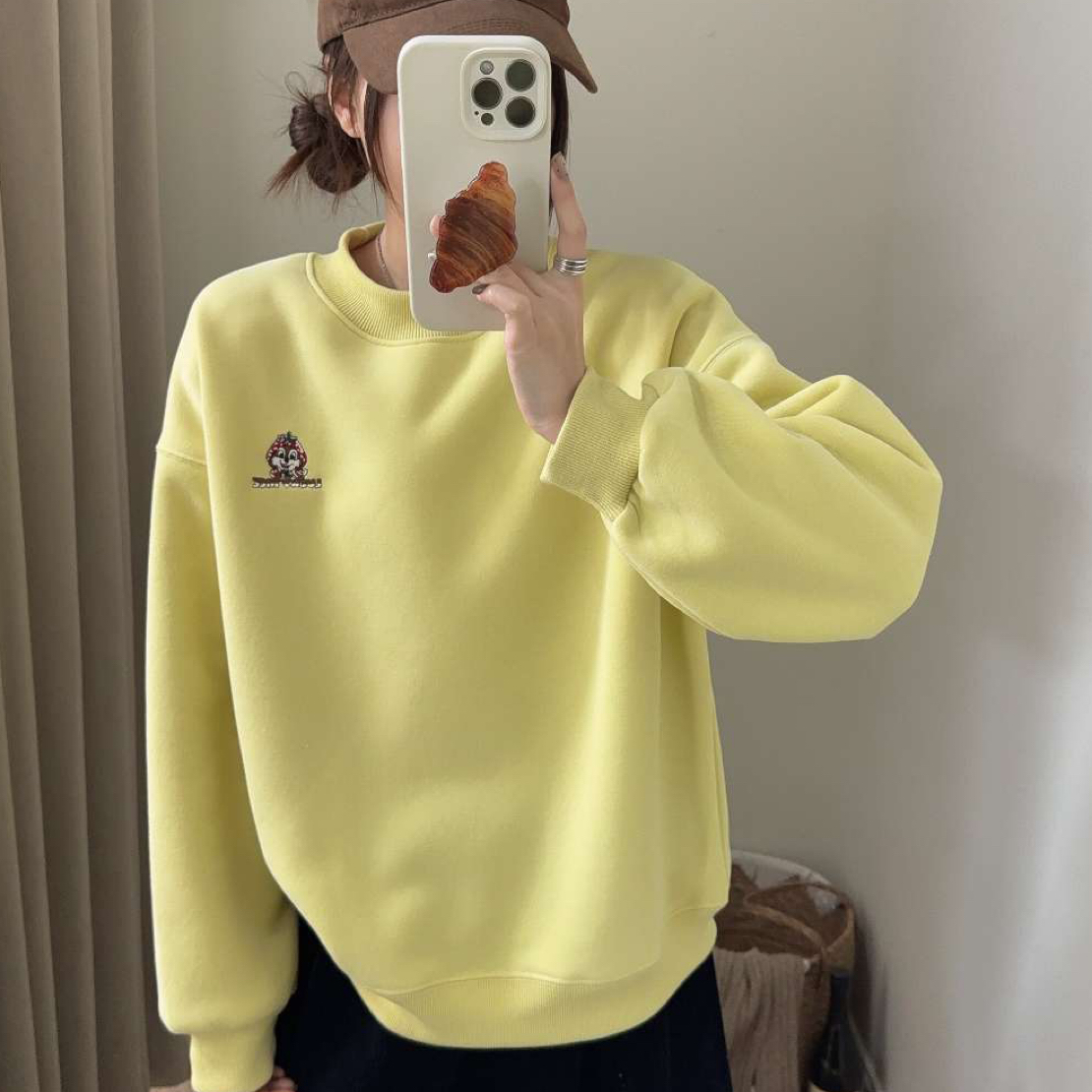 衣长62左右 半高领羊羔绒加绒加厚卫衣侧边松鼠刺绣 保暖显瘦7702