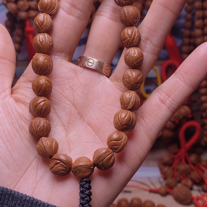 桃核吊坠龙纹桃枭