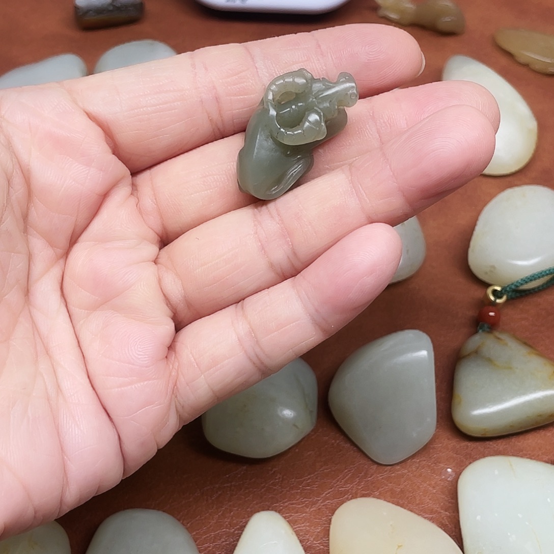 套链未镶嵌和田玉