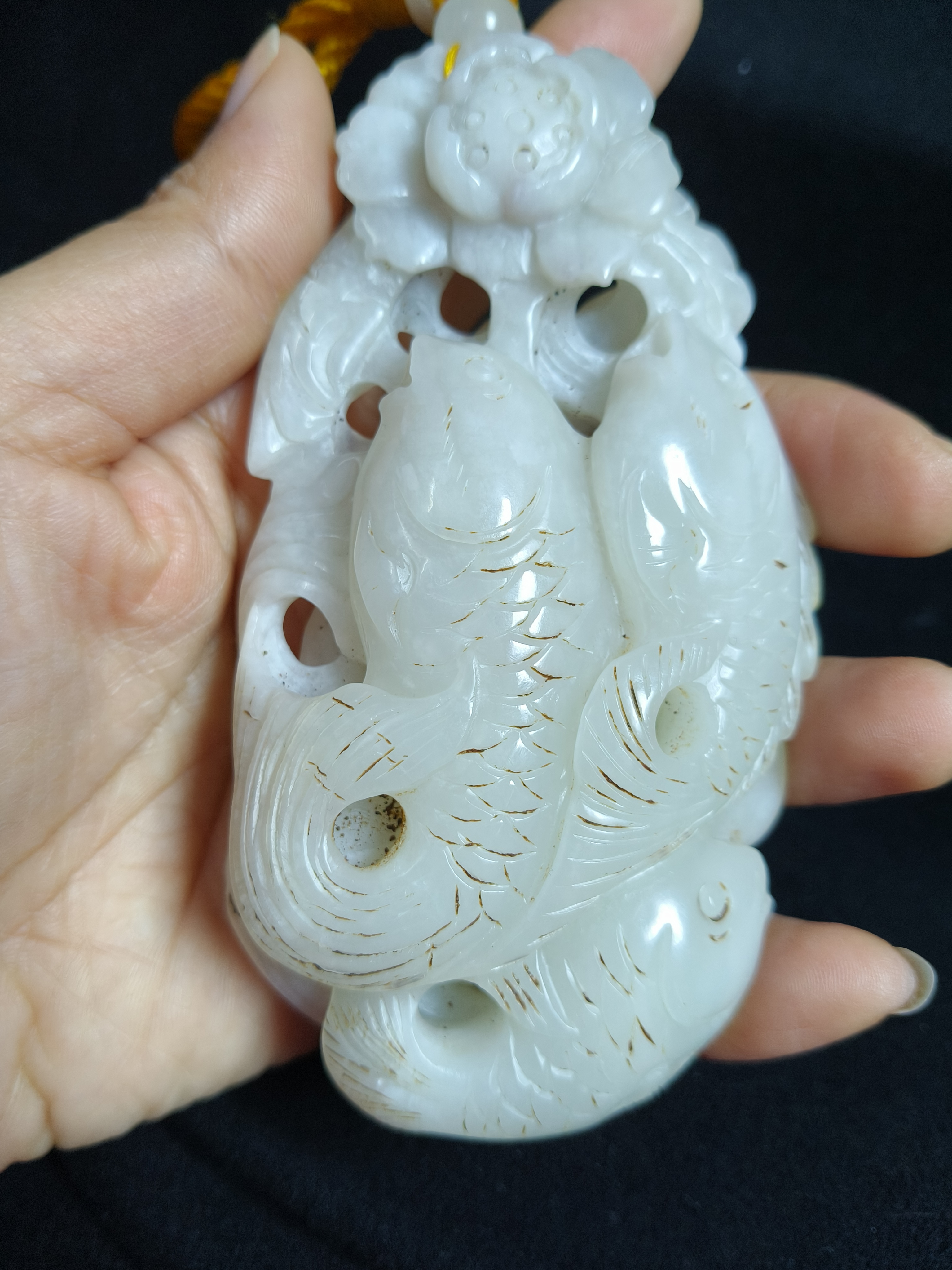 莲年有余和田玉手把件