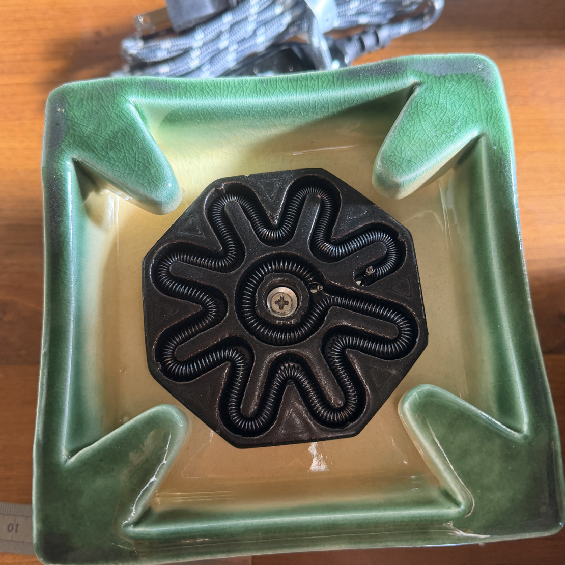 日本野野田电炉子100v300瓦得配转换器烧水炉子