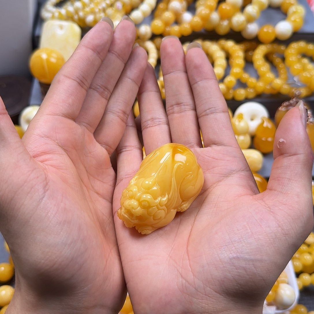 琥珀珠宝奇石未镶嵌貔貅