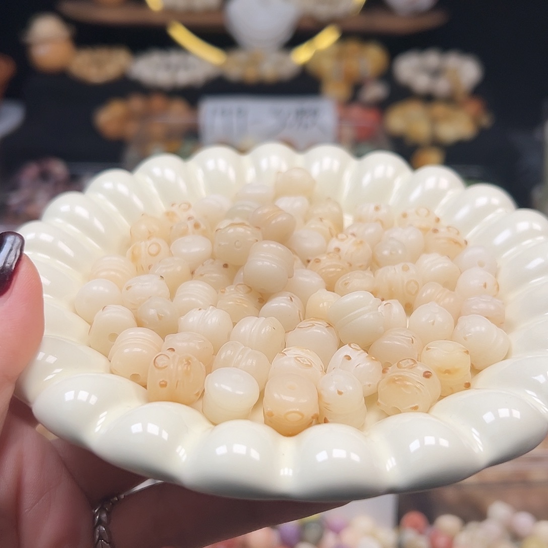 手串菩提根/象牙果炭烤招财猫20颗