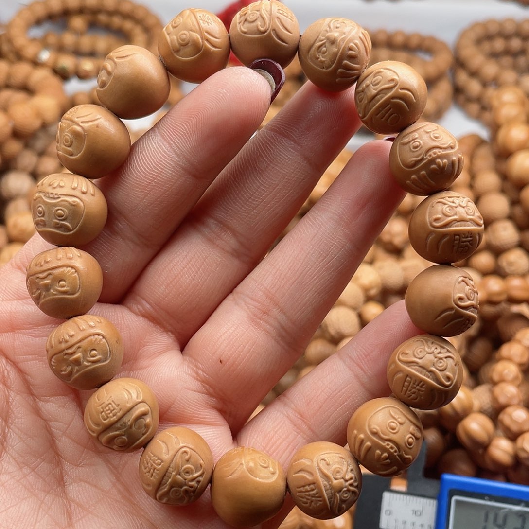 猴头核桃吊坠13+达摩蛋微瑕