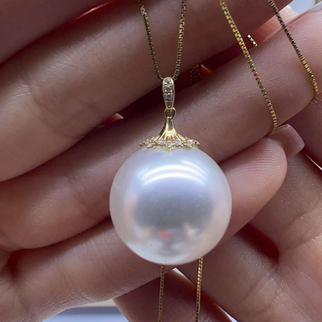 吊坠(赠链)18K金镶嵌淡水珍珠