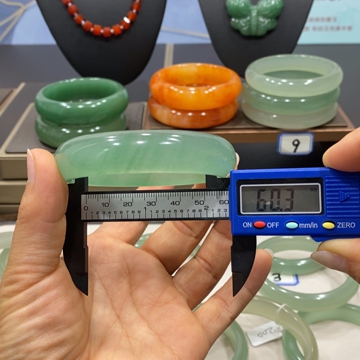 石英质玉银S925镶嵌手镯