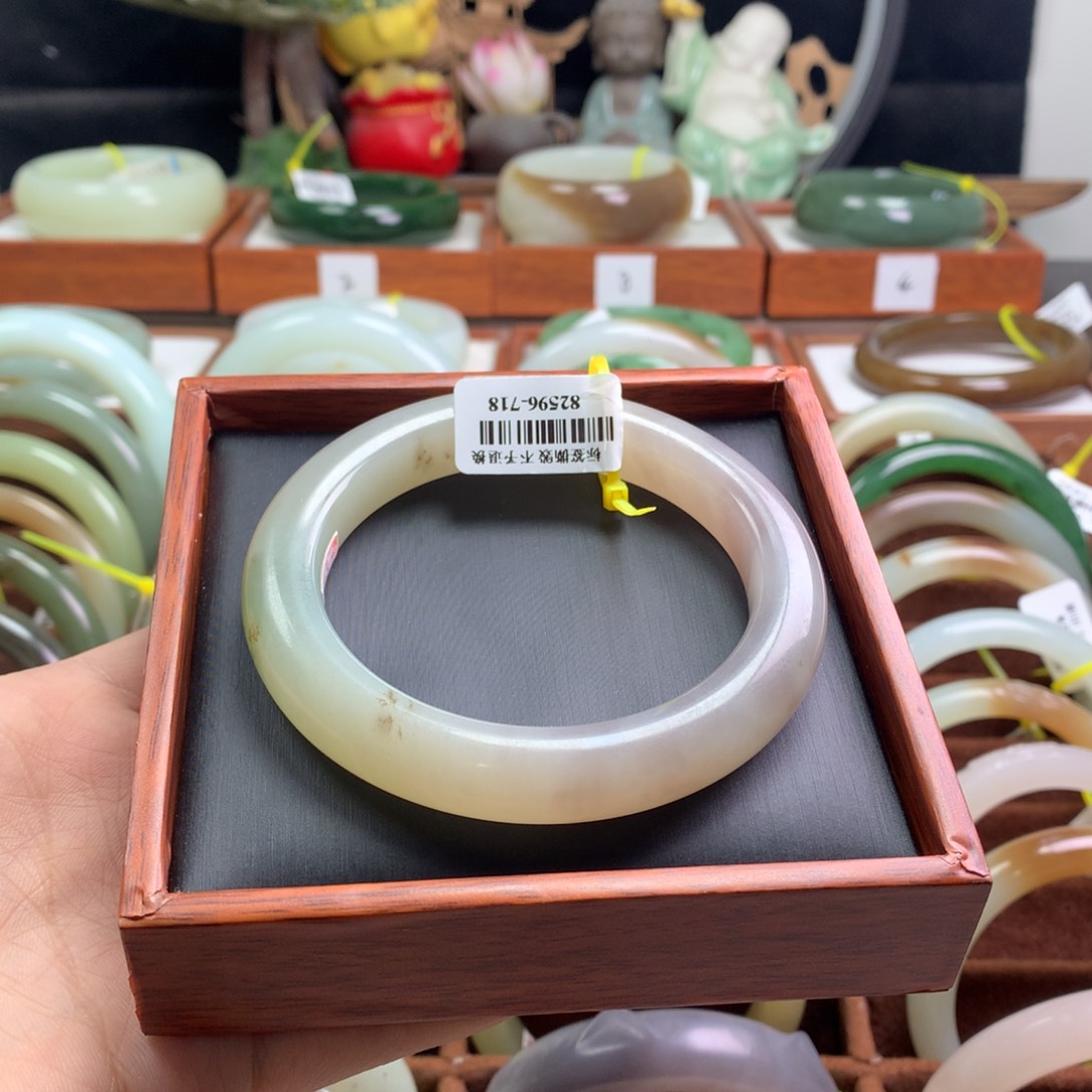 和田玉手镯未镶嵌58/59