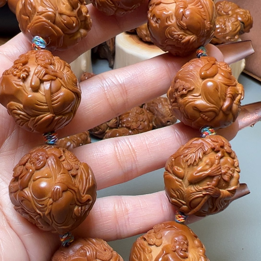 橄榄核手串满工罗汉