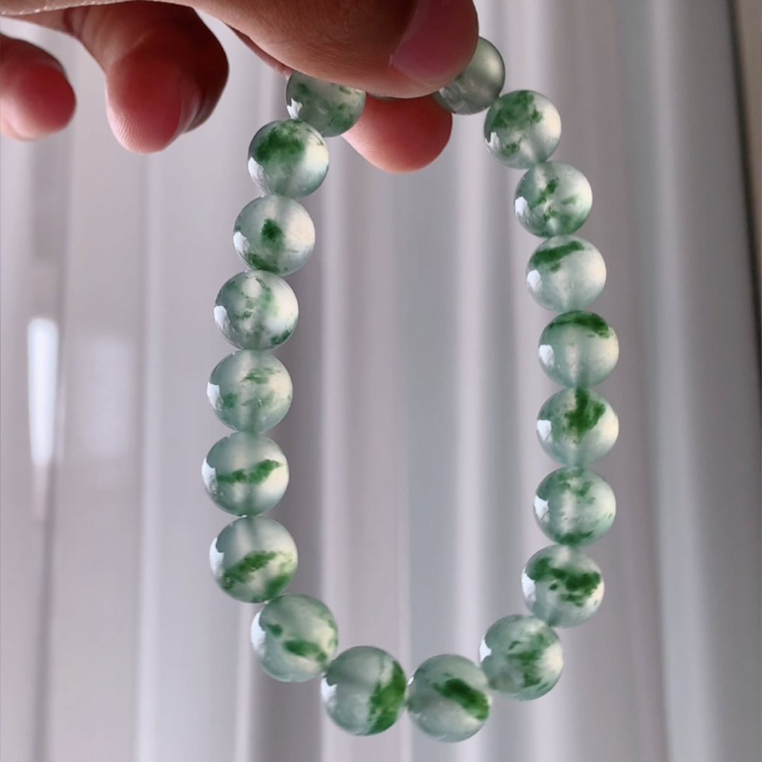 玻璃种天然缅甸A货翡翠飘绿花意境感手串