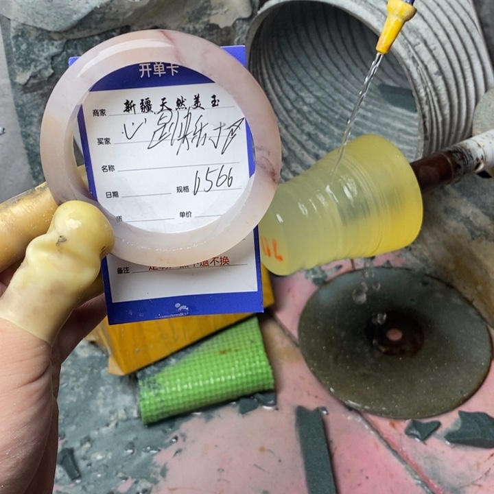 心***根定制石英质玉558686