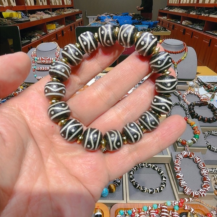 未镶嵌玛瑙/玉髓珠宝奇石