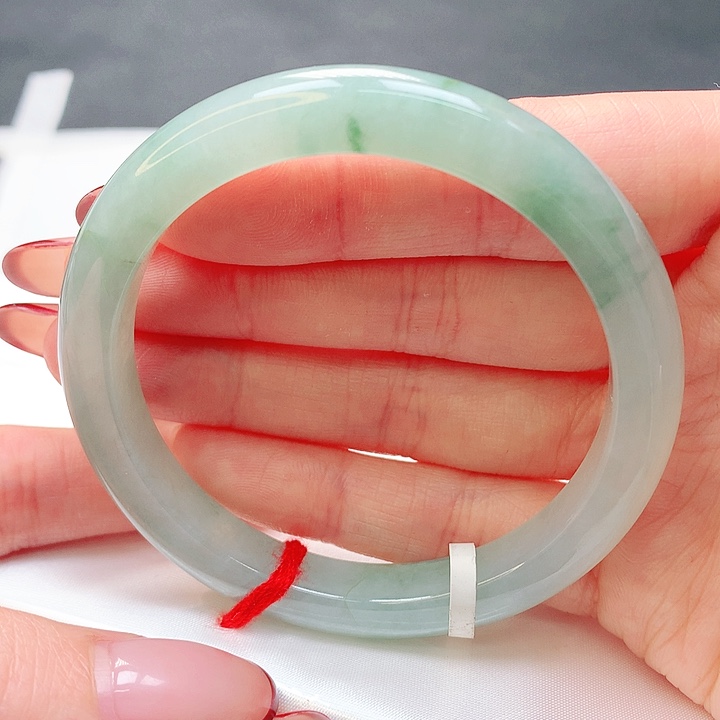 翡翠手镯未镶嵌54泥鳅背