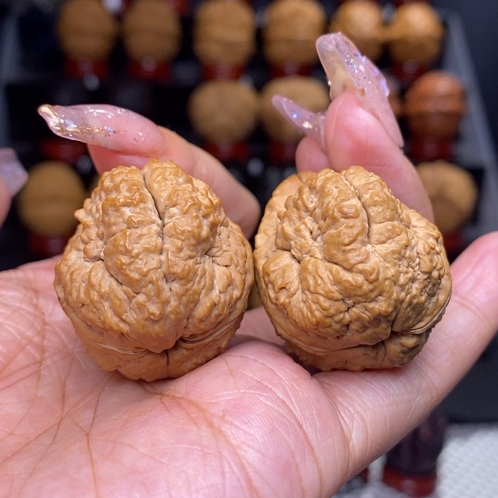 文玩核桃把件沉****£金蟾塔三棱4号