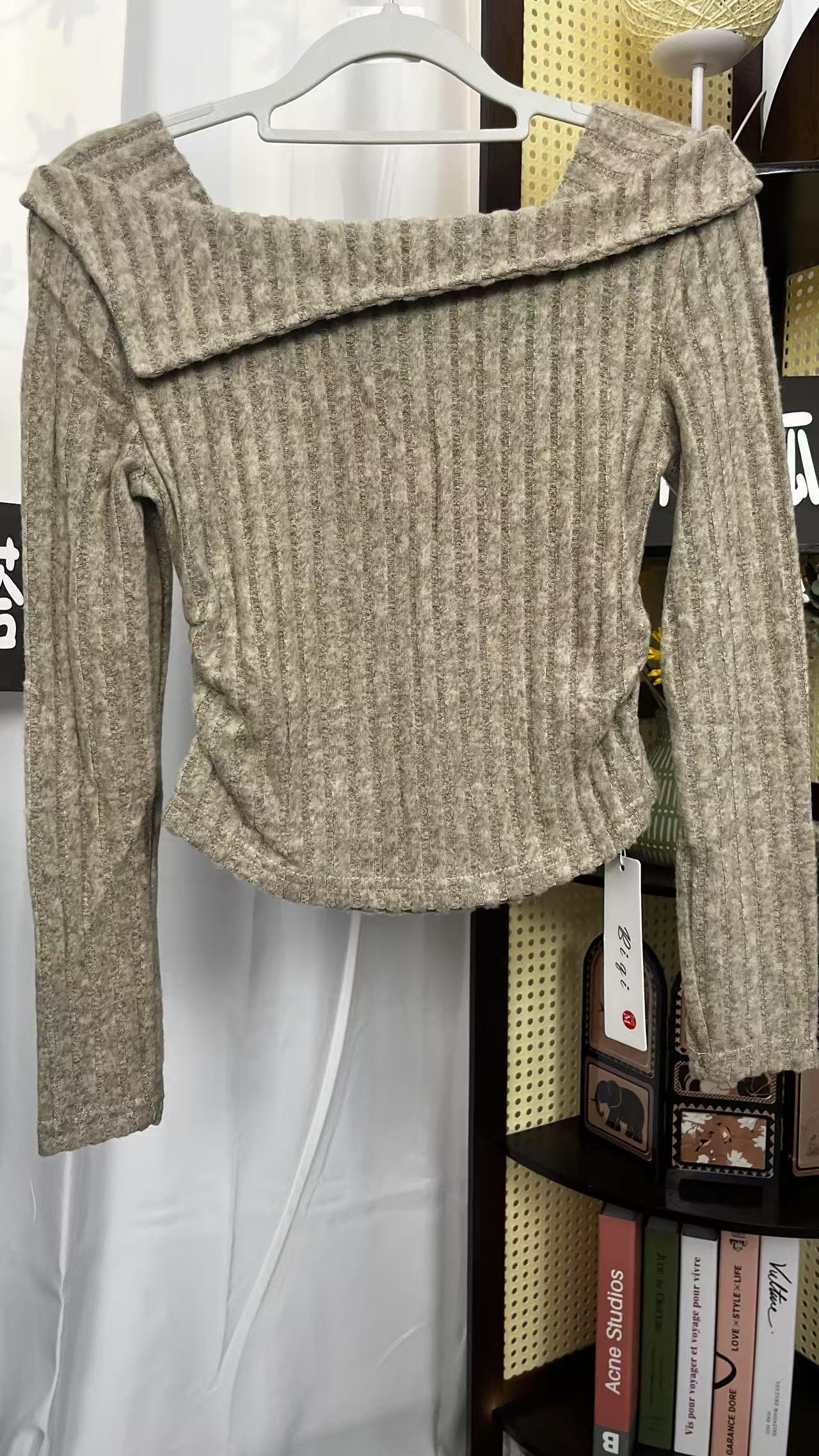 一字肩褶皱设计感显瘦上衣