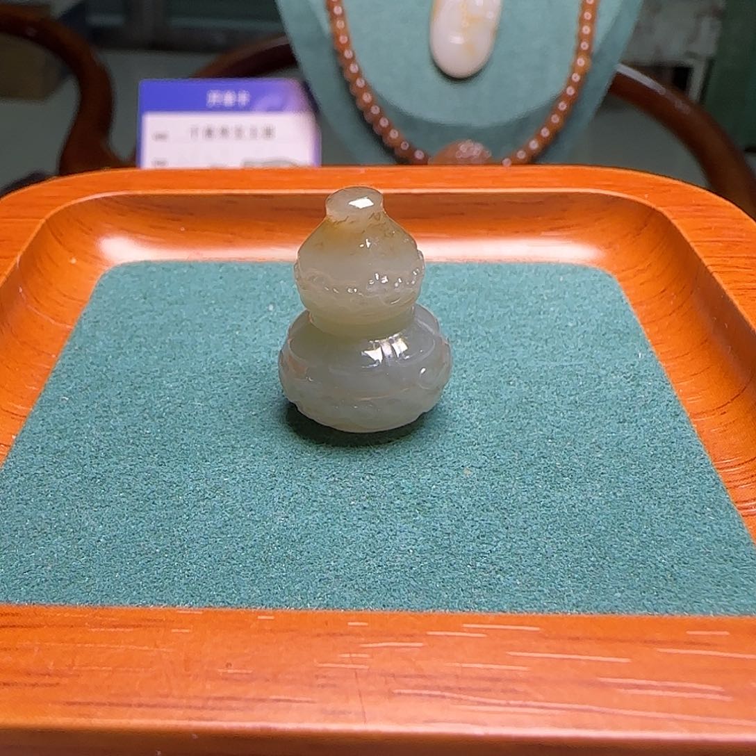 和田玉（糖玉）颈饰未镶嵌