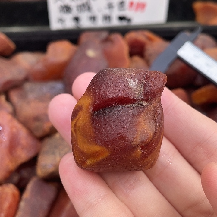 裸石琥珀未镶嵌花蜡全皮