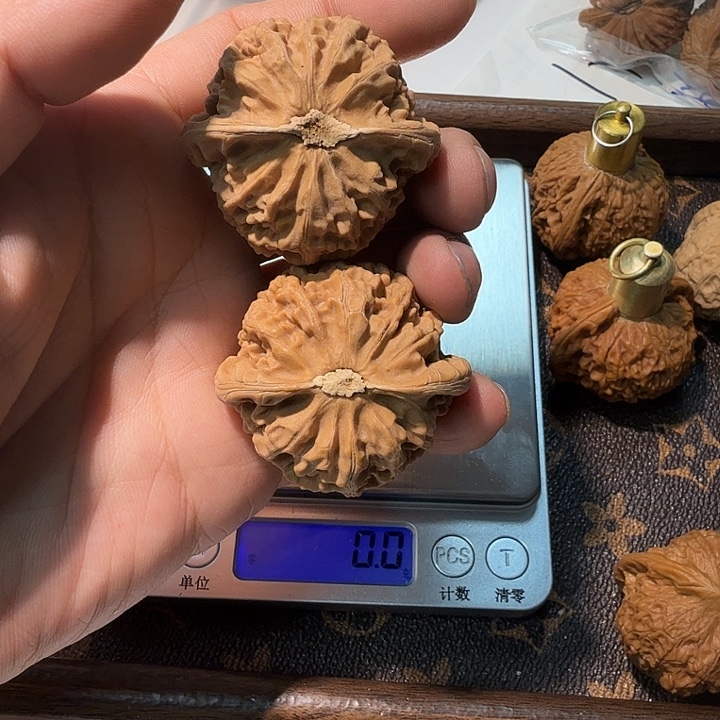 睡***够核桃全品无修宫灯