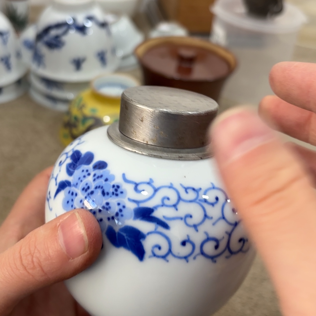 瓷片非常好看漂亮的物品 