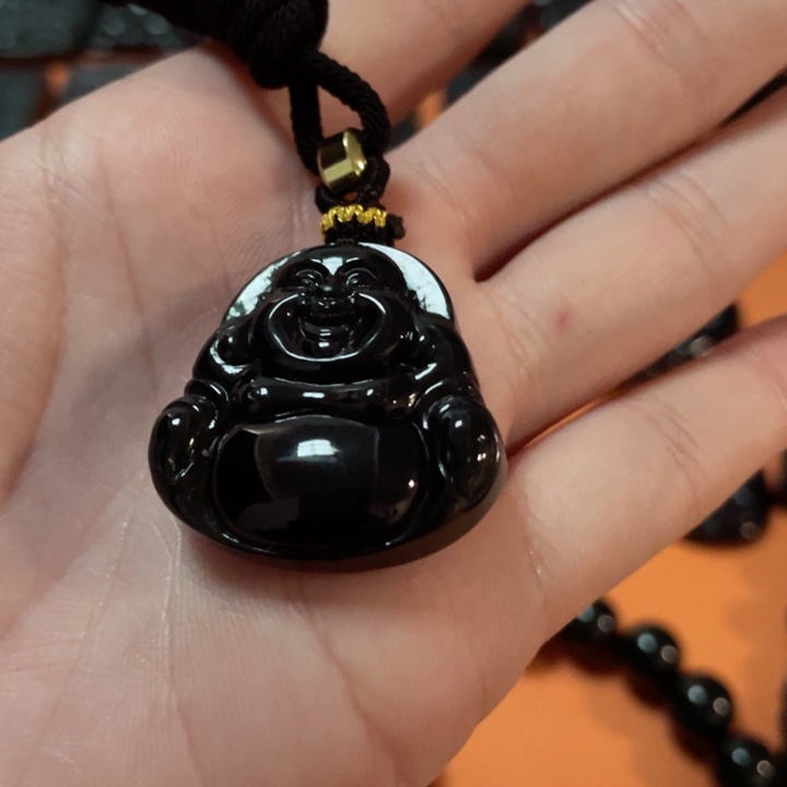 翡翠颈饰未镶嵌甜****酱