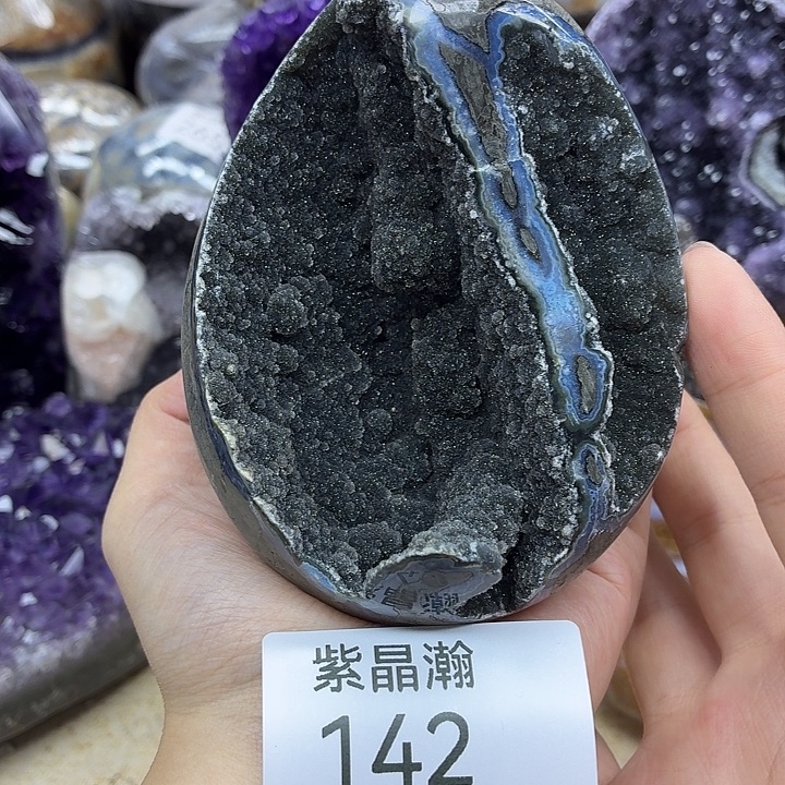 未镶嵌水晶大型摆件（非配饰）