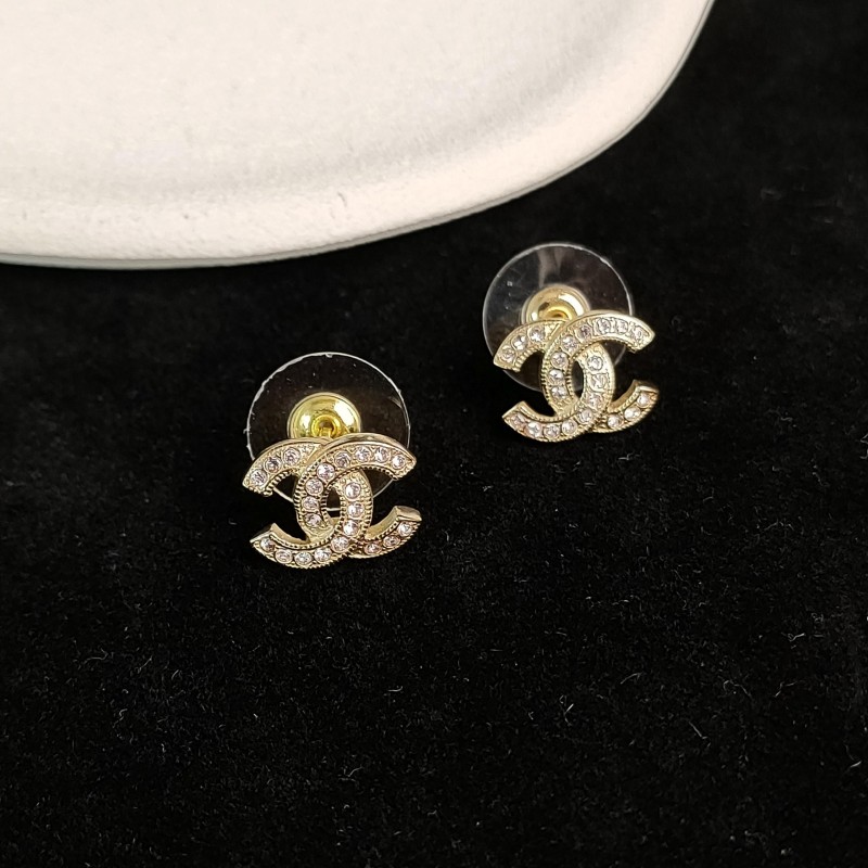 95新 Chanel/香奈儿 Azul-16V浅金色粉钻浮雕双C耳钉/53703