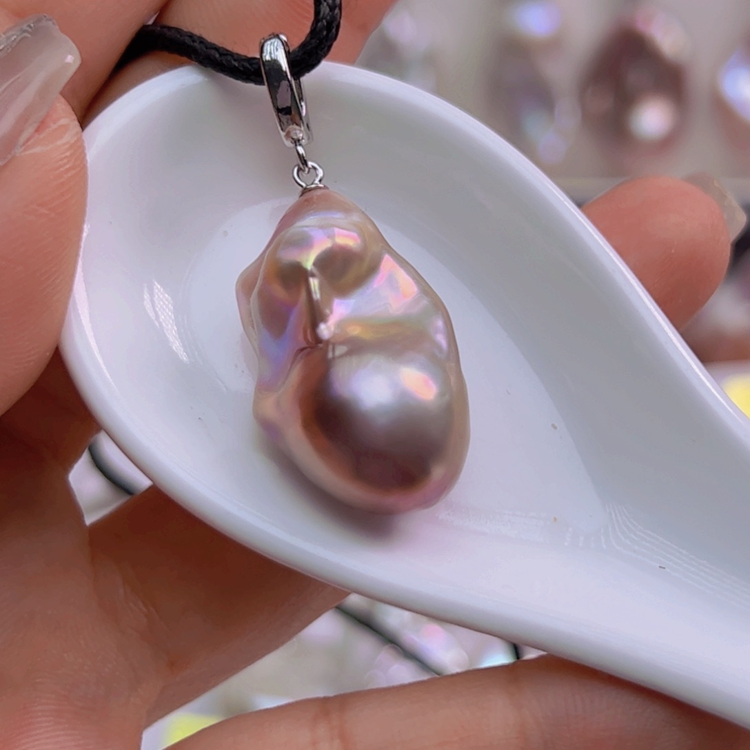 淡水珍珠未镶嵌吊坠(赠链)