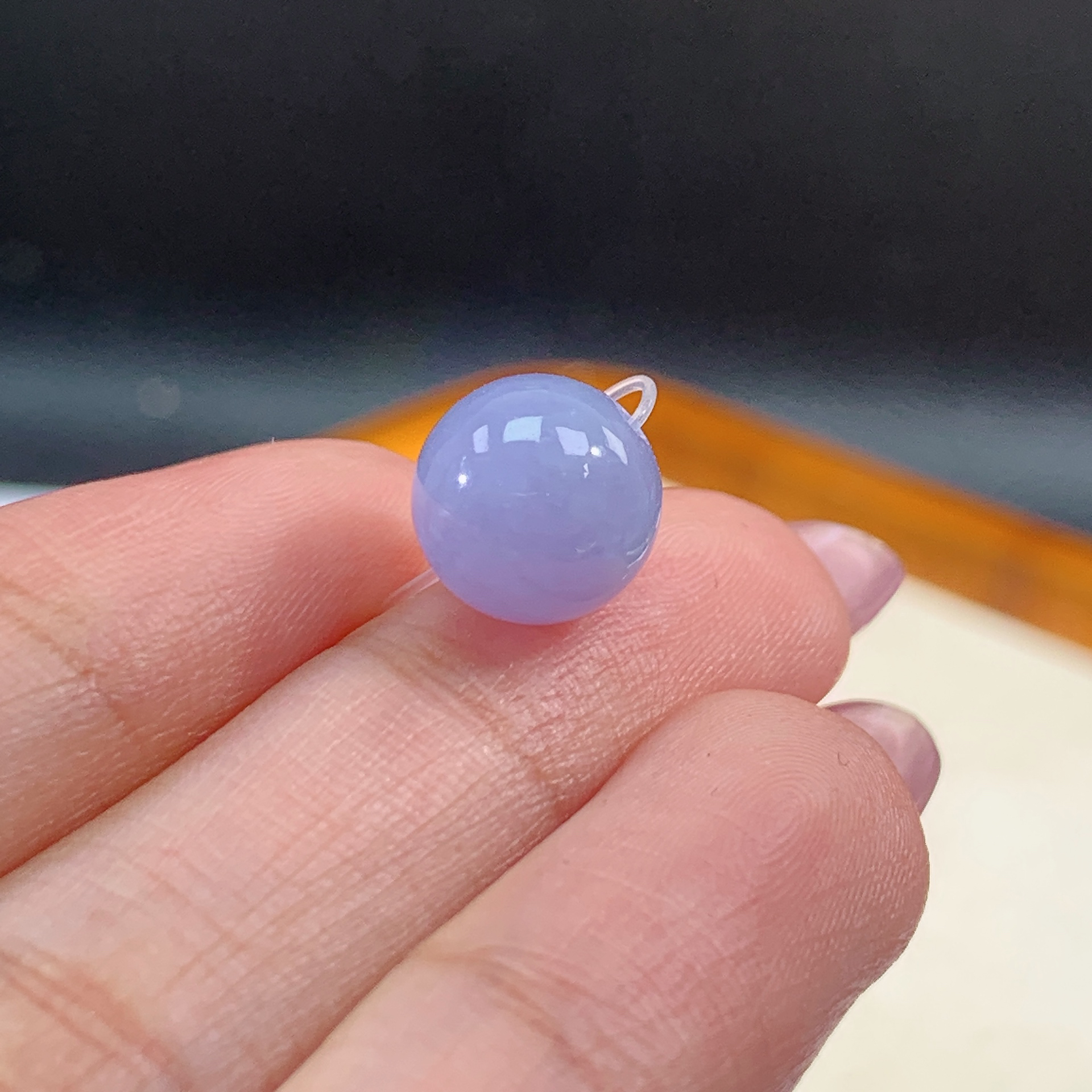 深浓满紫色圆珠颜色鲜艳有乌鸡和小纹