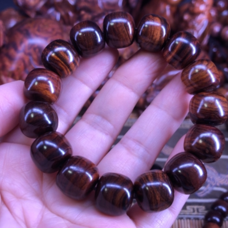 【闪购商品】黄花梨/降香黄檀把件诗*