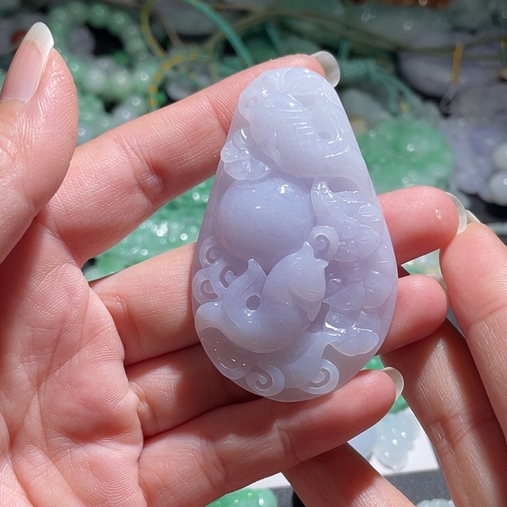 颈饰未镶嵌翡翠天