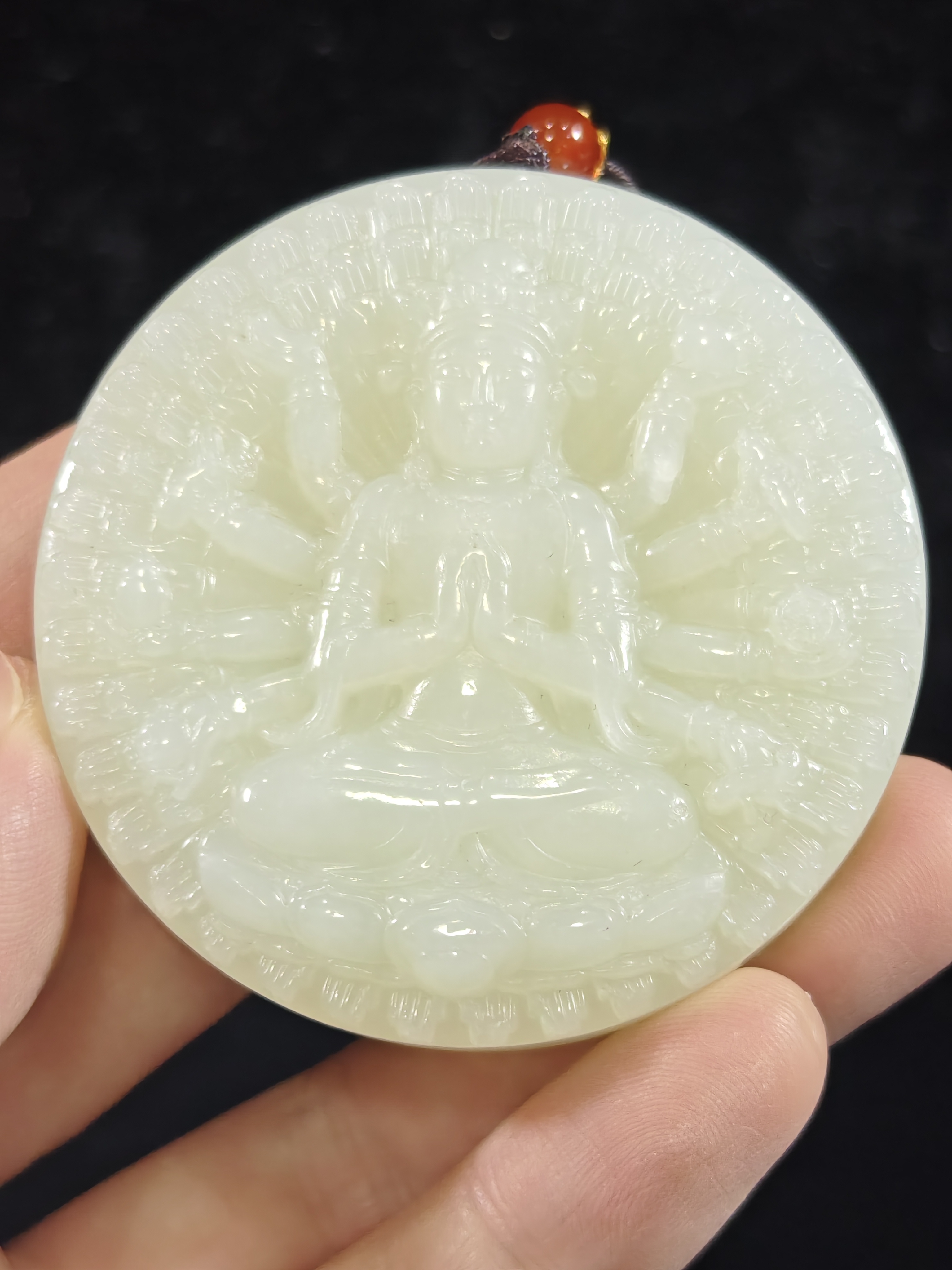 天然和田玉千手观音玉佩挂件配饰91克57*15mm