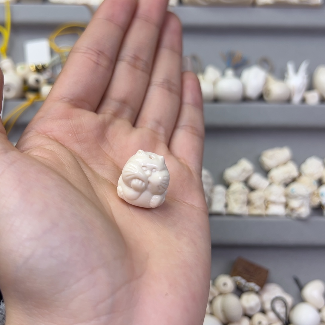 猛犸象牙吊坠16mm➕托腮猫款式