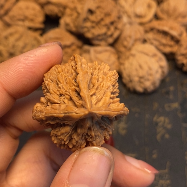 文玩核桃吊坠随**—文玩核桃异形单只