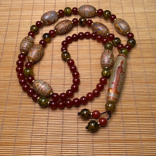 玛瑙/玉髓颈饰未镶嵌