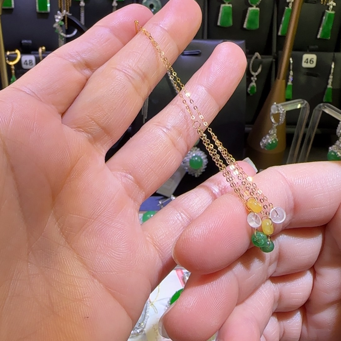 翡翠18K金镶嵌颈饰耳环