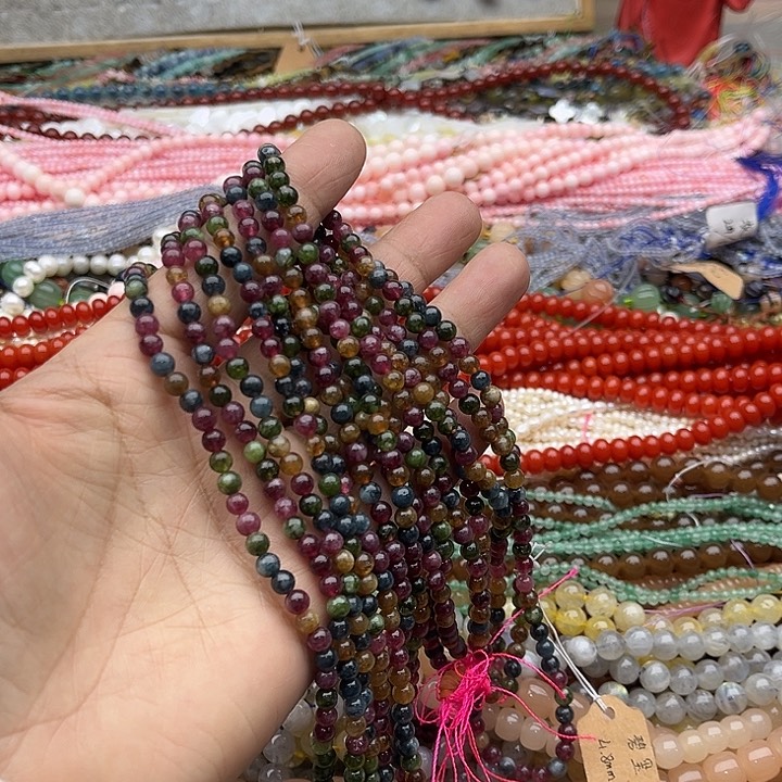 玛瑙/玉髓珠宝半成品未镶嵌一条4mm碧玺