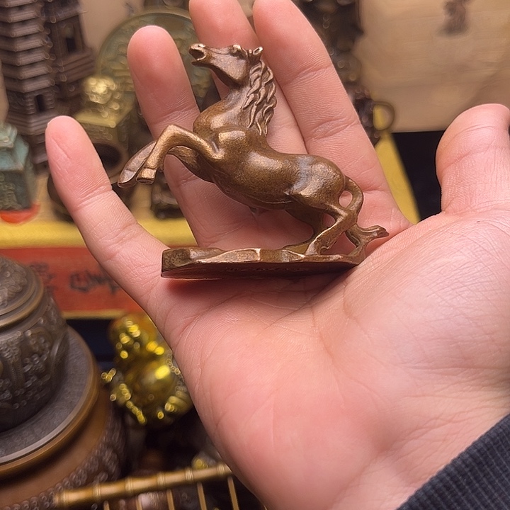 精美铜器点击下单