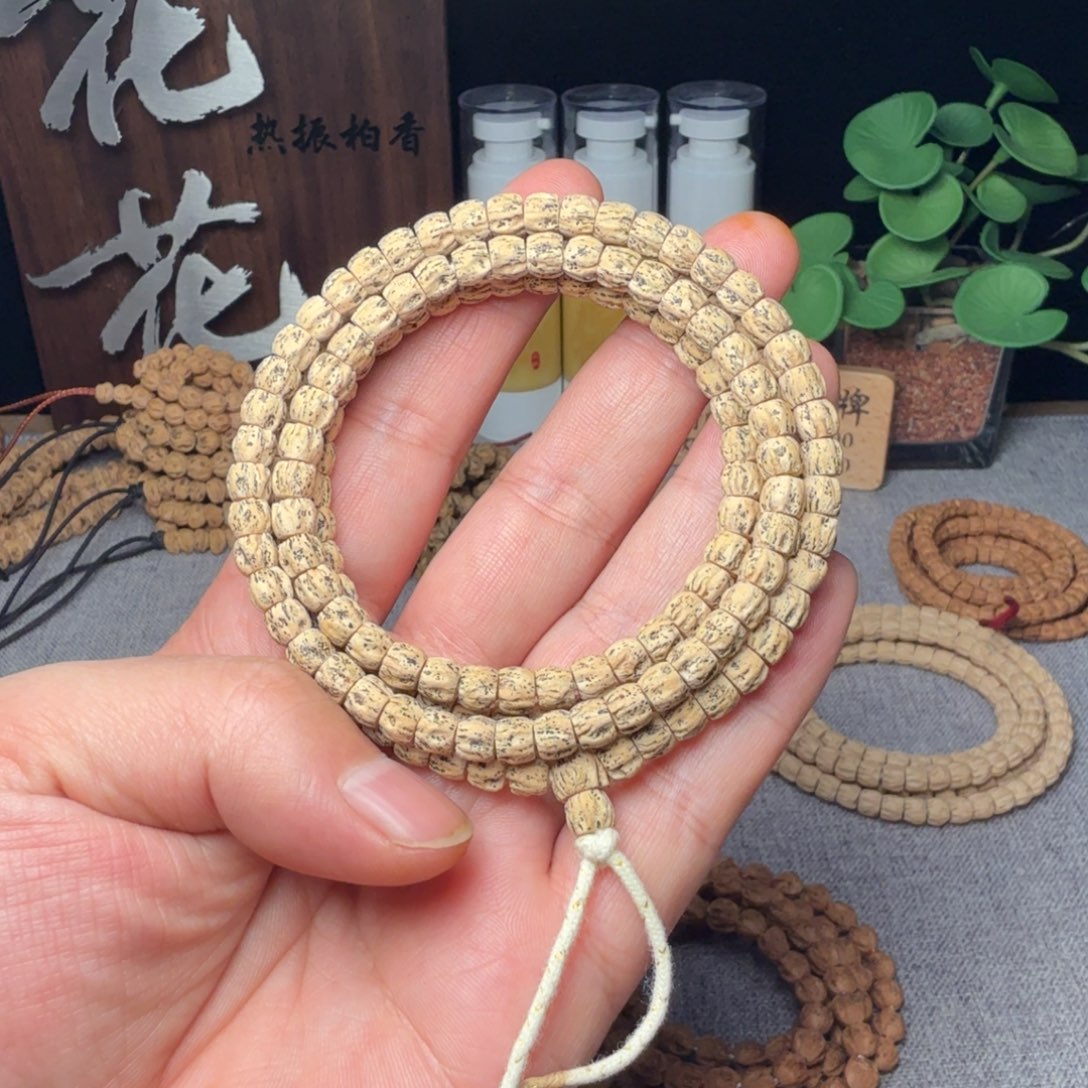 流***浪柏香籽/百香籽吊坠