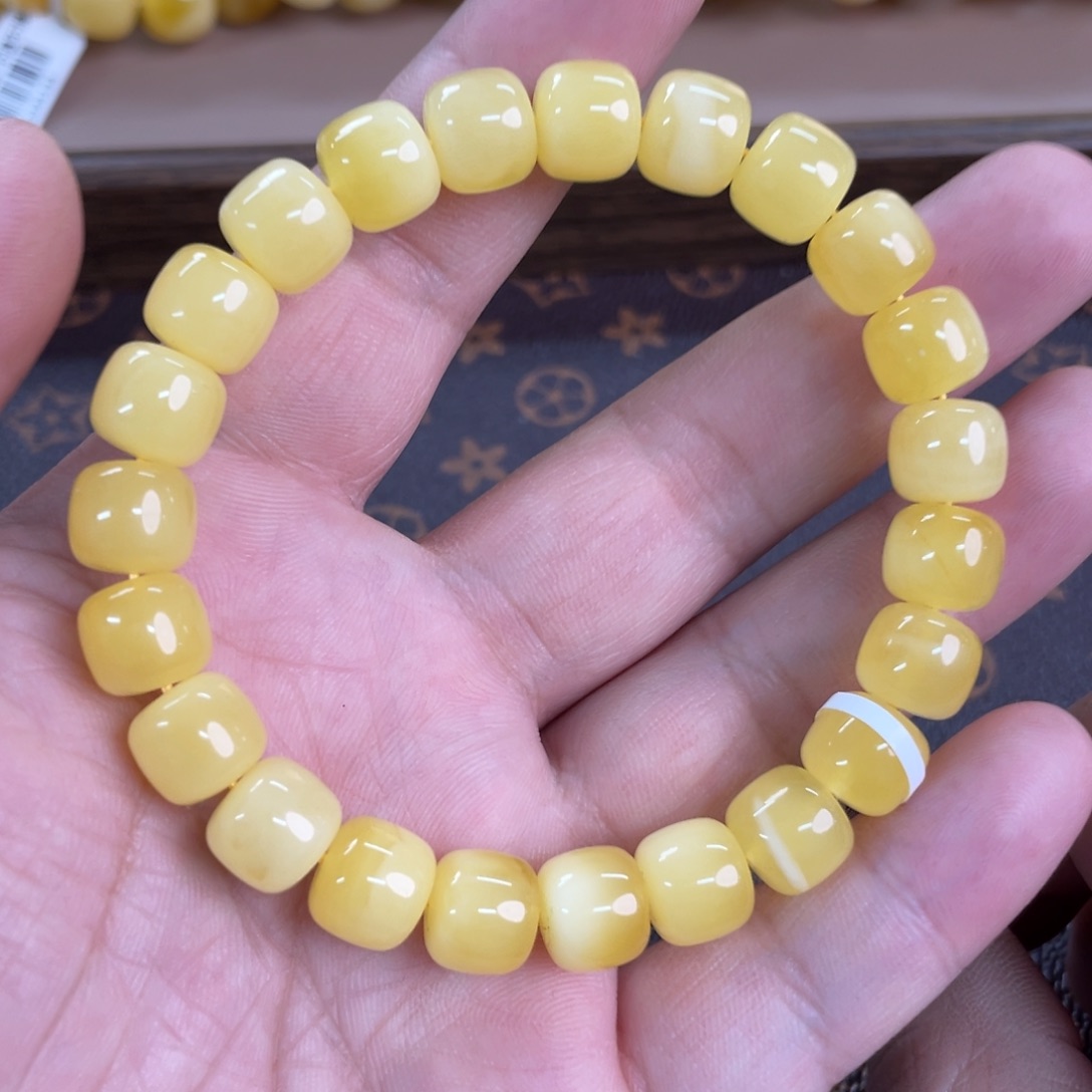 琥珀裸石未镶嵌127000000000