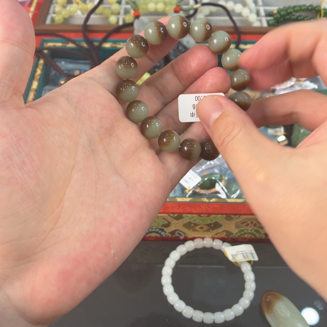 风***痞和田玉未镶嵌颈饰单圈